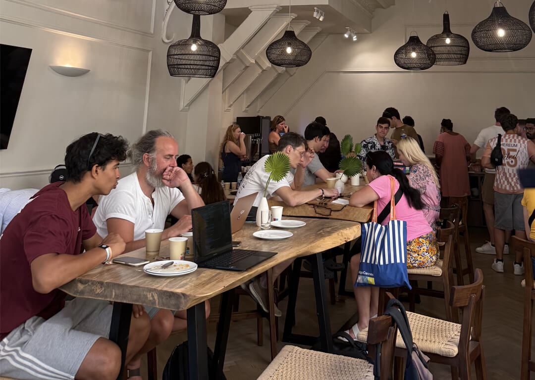 Photo of a Monad event with the community.
